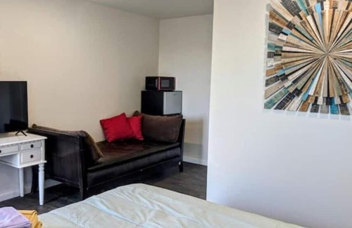 Winslow Apartment | Bigfoot Hideout - Sasquatch #5