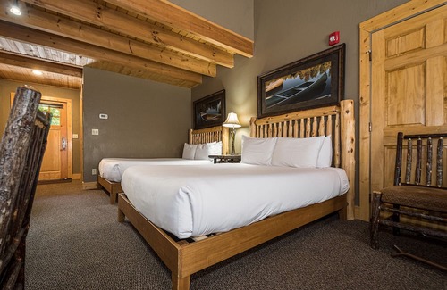 McHenry Cabin | Mountainside Loft Cabin 46L-Dog Friendly