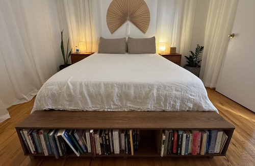 Hoboken Apartment | Brooklyn: Sun Drenched Top Floor One Bedroom