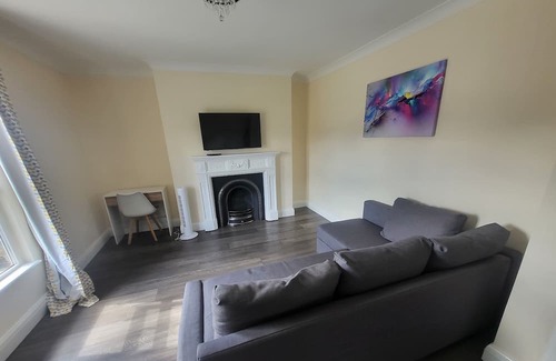 Addiscombe Apartment | Entire South London Apartment