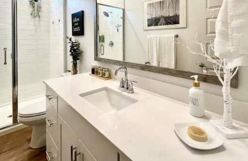Laveen Village Apartment | Beautiful Casita with Mountain Views. 15 to 20 min from the airport