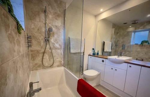 Brislington Cottage | A Victorian Charm with Modern Comforts