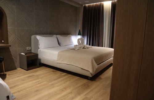 Korce Hotel | Hani i Gjelit Hotel Korce