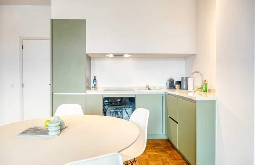 University District Apartment | Magical renovated home in Antwerp