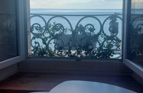 Bastia Apartment | Charmant T2 Vue Mer - Centre Ville de Bastia - Quartier Animé