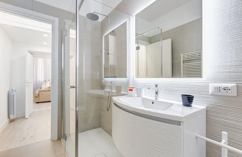 Testaccio Apartment | BMGA | The White Crown Apt in Testaccio