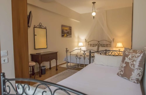 Lake Plastiras House | Ersis