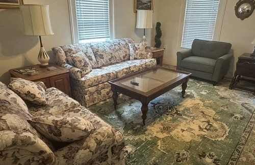 Richfield Springs House | Sunnyside Guest House*NEW*Central Air!7mi to Opera