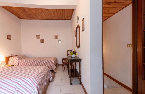 Sassofortino House | Wonderful villa for 4 people with TV, patio and pets allowed