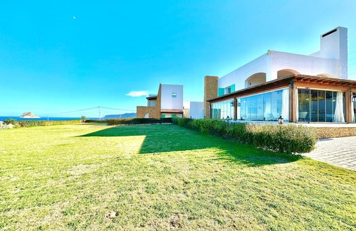 Rafraf House | Marée Village Pilau II Unique experience