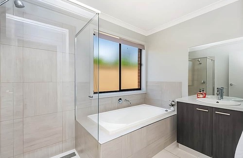 Jackass Flat House | A Home in Averys Ideal for a Group or a Family