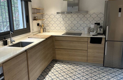 San Juan de Alicante Ski Chalet | House with private pool in Alicante