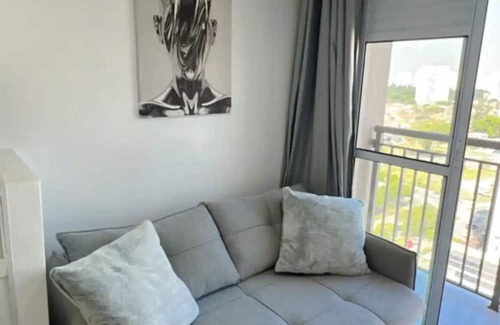 Panamby Apartment | Chácara Santo Antônio 1 Dormitório com Sacada