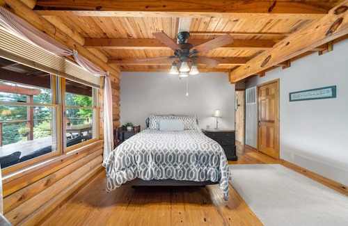 Stecoah Cabin | Mountain top cabin with amazing views.