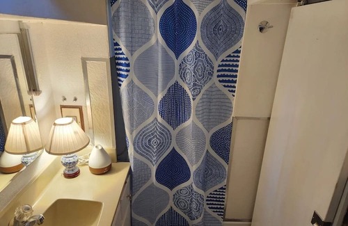 Downtown Knoxville Boat Rental | Vintage Boat - Walking Distance to Downtown & UT!! Very Unique Stay.