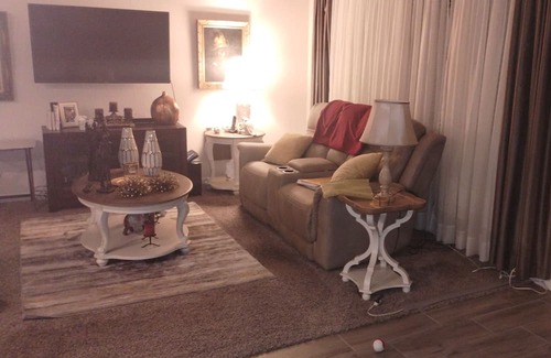 San Antonio House | Cozy 3bedroom 2and a half house with office space.