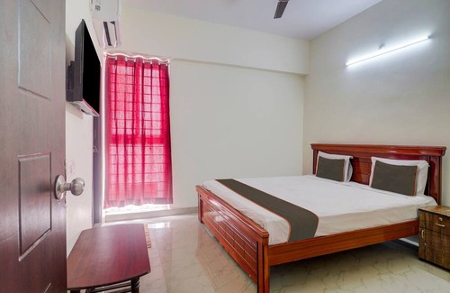 Manikonda Hotel | Super Collection O Gachibowli