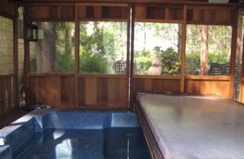 Martindale Cottage | Hill Country Getaway on the San Marcos River w/ 200 ft of private river access.