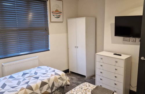 Aveley House | Wadhurst - Stunning 4 bed (all en-suite) house