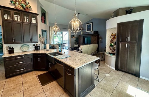 Boyette Springs House | Beautiful 40 ft Pool/Spa Home with Private Gym & Dedicated Office on Lake