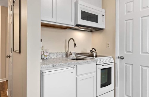 Wintergreen Condo | Timbers Studio 13 with Wintergreen Advantage