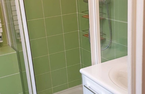 Quartier du Pont-de-Flandre Apartment | Charming Parisian flat with parking - at the foot of La Villette