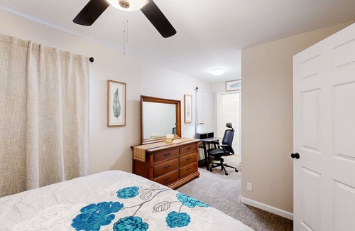 Converse House | Renovated Upcountry home with sun room, fireplace, & central AC - dog-friendly