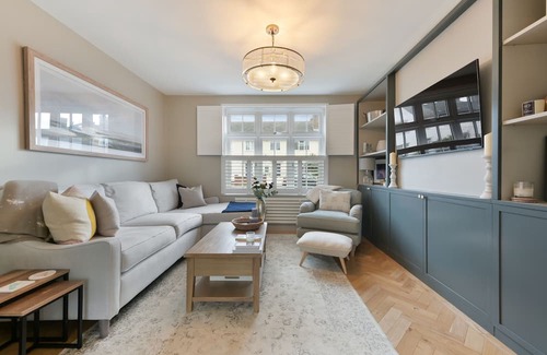 Earlsfield House | Family House with large garden