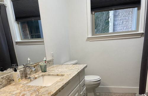 Tarrytown House | Central Austin Guesthouse - Excellent Location. Close to Everything!