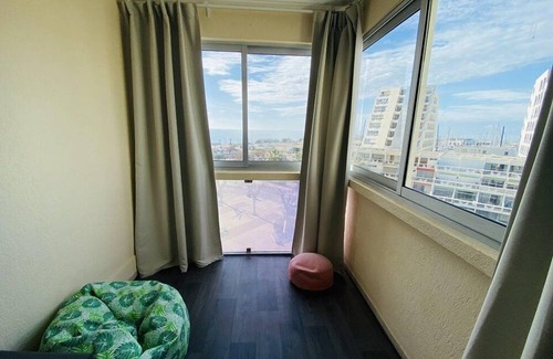 La Grande-Motte Apartment | Bel Appartement 4 Couchages , Centre Ville ,vue Mer , Terrasse , Clim , Parking