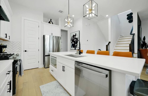 Spring Branch Central House | Enjoy easy access to everything from this spacious 3-story townhome.