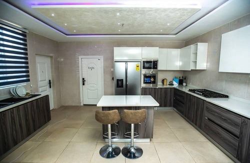 Adenta House | Elegant and Cosy Four Bedroom Storey Home in Accra