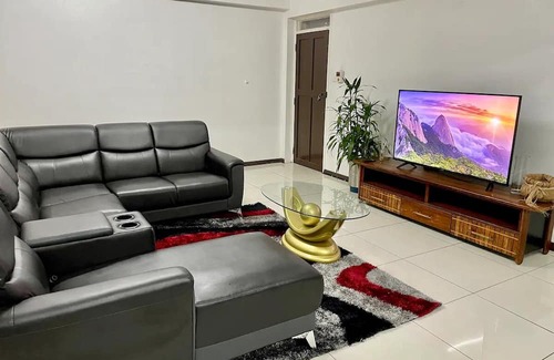 Bouvet Island House | Nikilesh Apartments- 3 Bedroom Ltk
