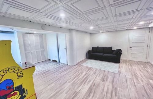 Tetreaultville Apartment | Cozy Oasis Near Montreal Stadium, Pac-man Arcade Game