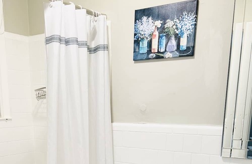 Oxon Hill House | Oxon Hill 2bed 1 bath Cosy Near MGM and National Harbor