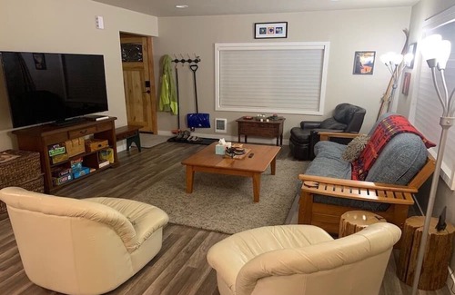 Skykomish House | Cozy house in historic Skykomish minutes away from Skiing, Hiking, and the bar!!