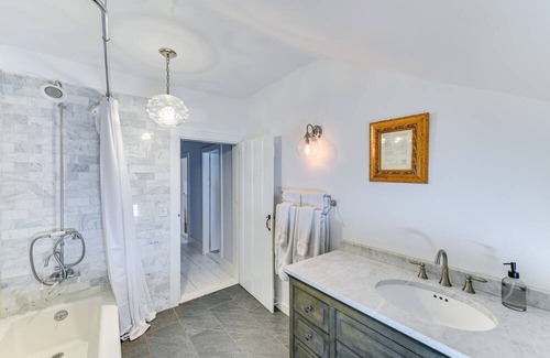 Cornwallville House | Historic Catskills Farmhouse w/ Panoramic Views!