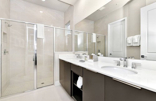 Galilee House | Modern Condo with Large Outdoor Patio. Reunion Resort Water Park Access near Disney at Spectrum Resort Orlando by Rentyl – B16 #137