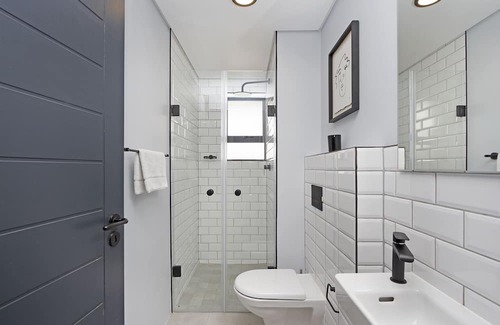 West Beach Apartment | Manhattan One Bed 6 - One Bedroom Apartment, Sleeps 2