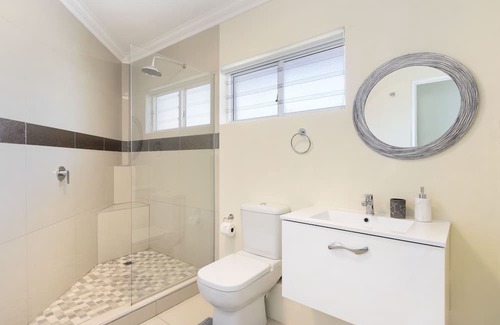Lagoon Beach Apartment | Neptune Isle 121 - Two Bedroom Apartment, Sleeps 4