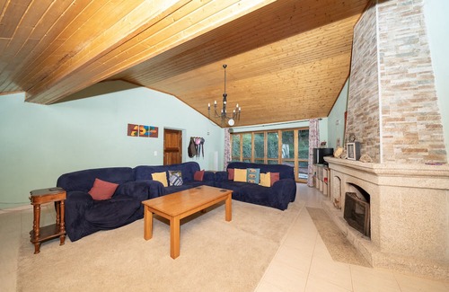 Moitas Bed & Breakfast | "Yellow House - Casa Amarela" Is a Family Run Farmhouse in the Mountains