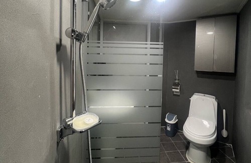 Banpo-dong Apartment | Modern clean apartment in Gangnam 1