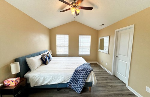 Noblesville House | Elegant 3 BD Home in Noblesville