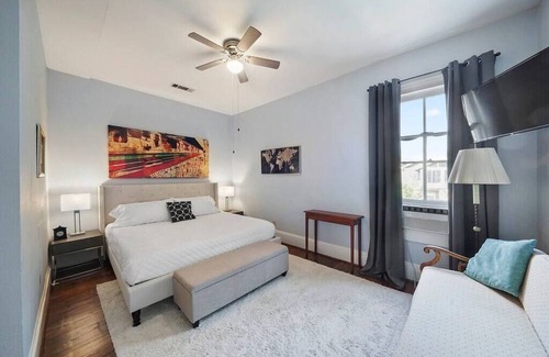 Galveston House | Creole House Unit 1