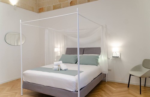 Brindisi Histotic Center Apartment | Vrbo Property