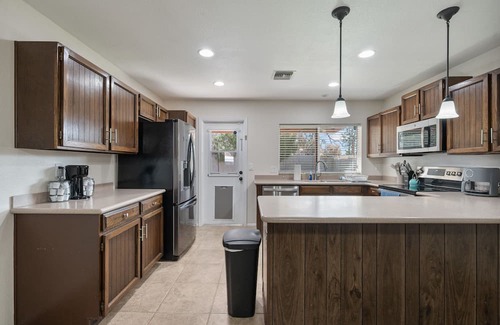 North Mountain House | 20 Minutes from Dowtown Phoenix