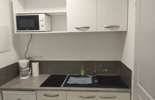 Albi Apartment | New studio with air con R1 - albicasa apparthotel