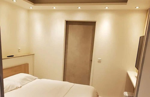 Publier Apartment | Apartment 'Superbe Cocon En Bord Du Lac' with Lake View and Wi-Fi