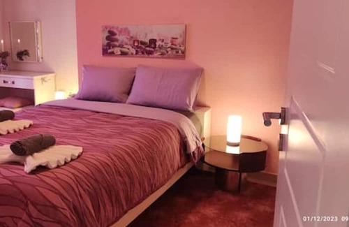 Itea Cottage | Άνετο παραθαλάσσιο διαμέρισμα με υδρομασάζ , δέκα λεπτά από τους Δελφούς !