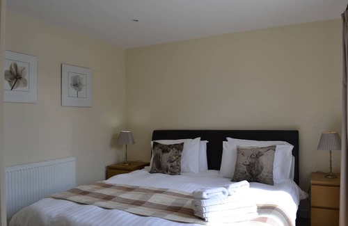 Arden Apartment | Courtyard Studio (Auchendennan)